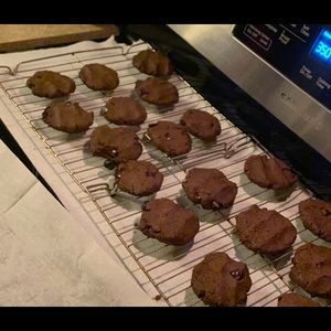 Meet your Posher, Wendy